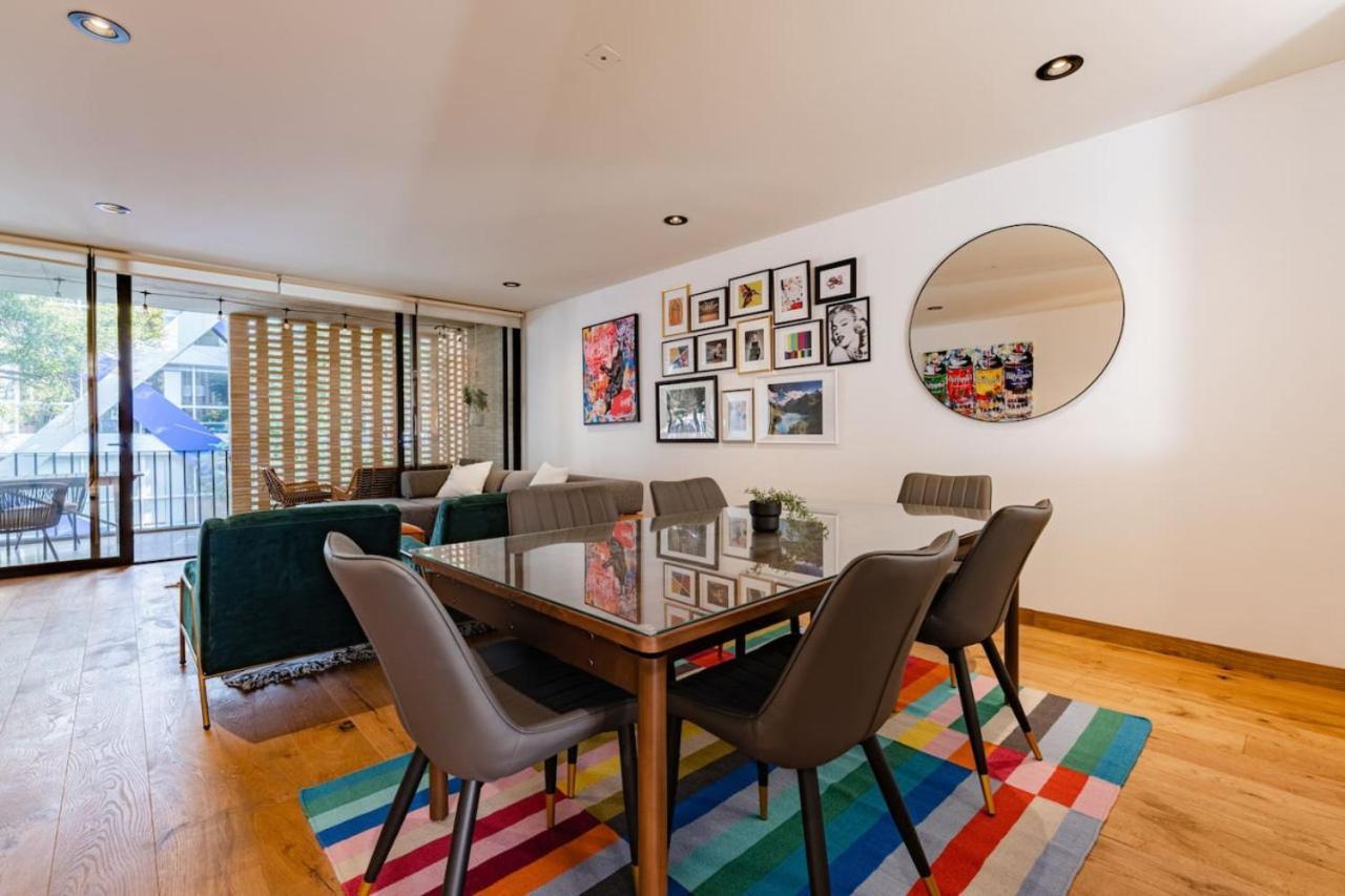 Spacious Art Filled Walk To Condesa Restaurants Holiday home