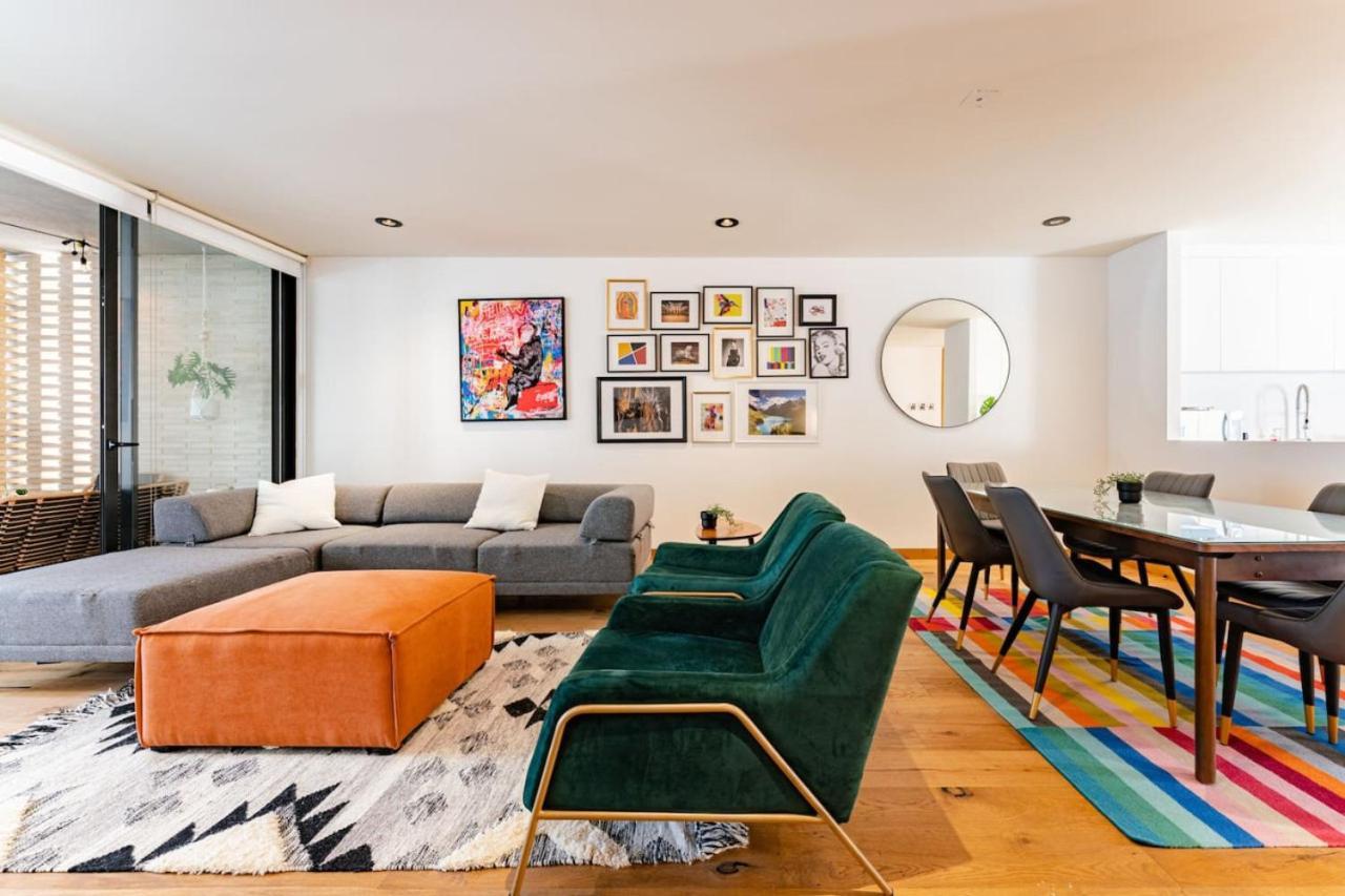 Spacious Art Filled Walk To Condesa Restaurants *