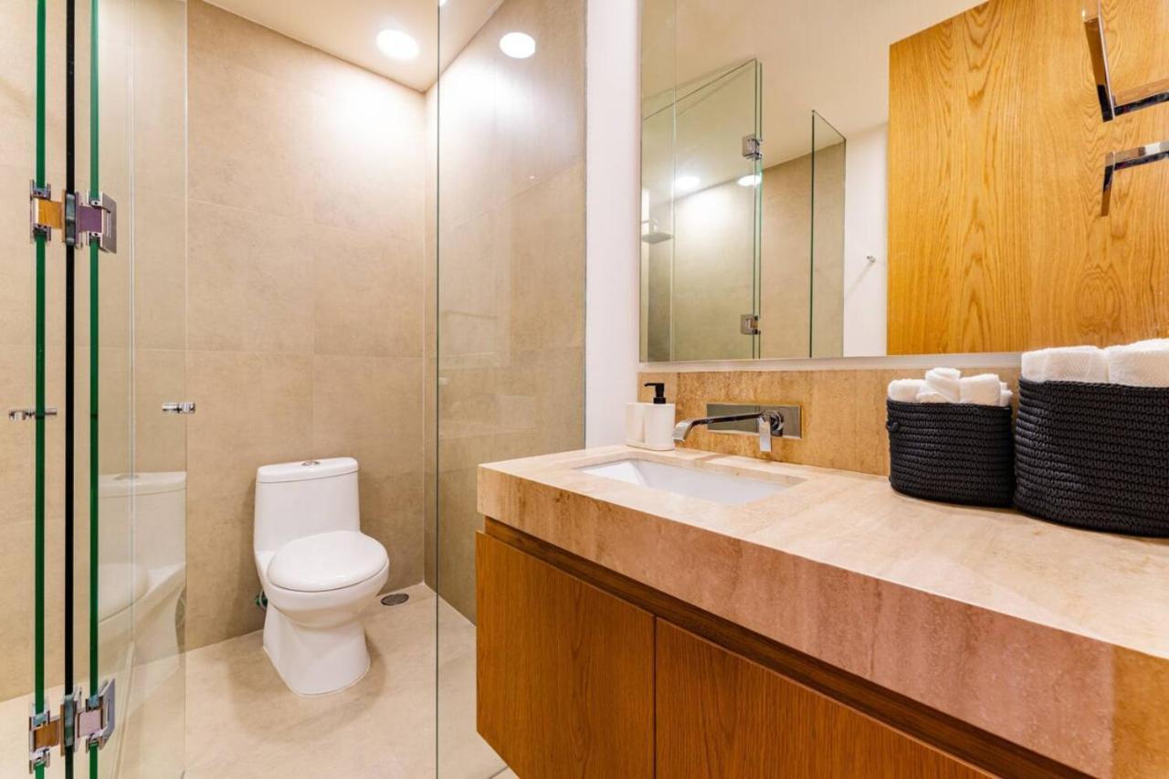 Spacious Art Filled Walk To Condesa Restaurants *