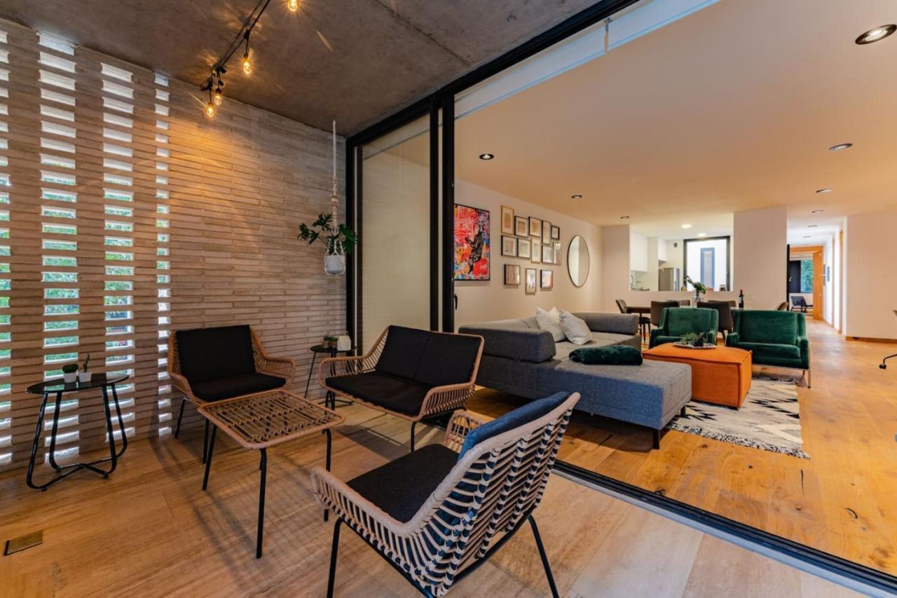 Spacious Art Filled Walk To Condesa Restaurants Holiday home *